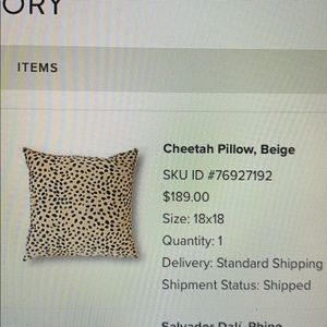 Cheetah pillow, beige